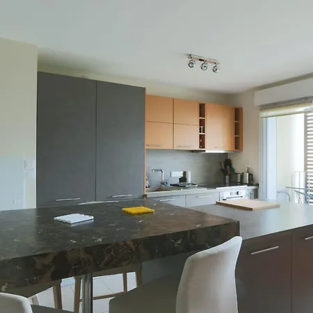 Lounge T3# Garedetours #standing Apartment *