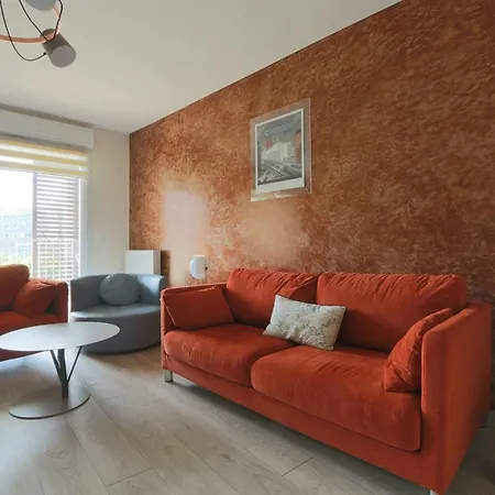 Apartment Lounge T3# Garedetours #standing *
